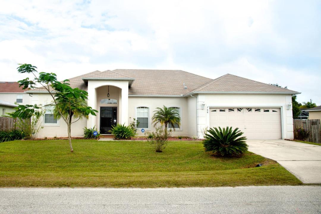 Photo of Others in Poinciana