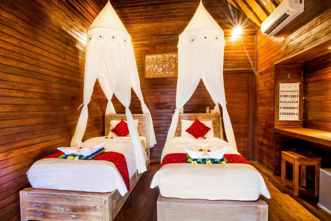 Photo of Bedroom in Mushroom Bay