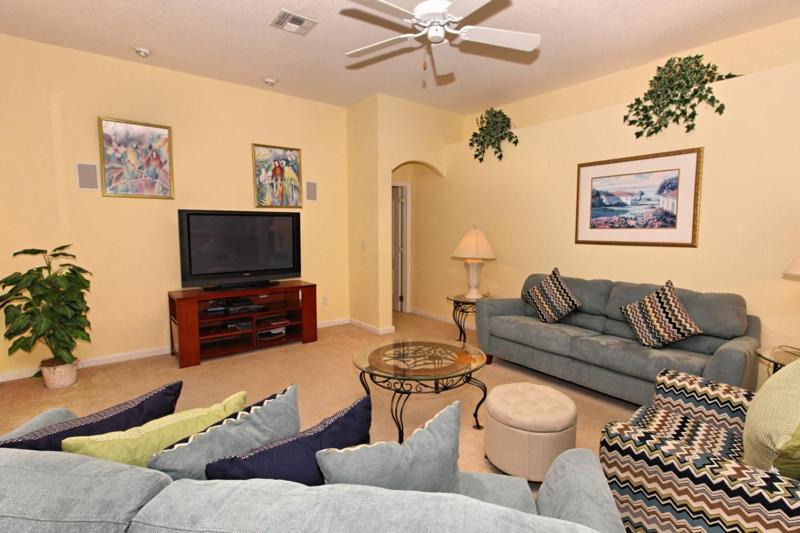 Photo of Livingroom in Highlands Reserve