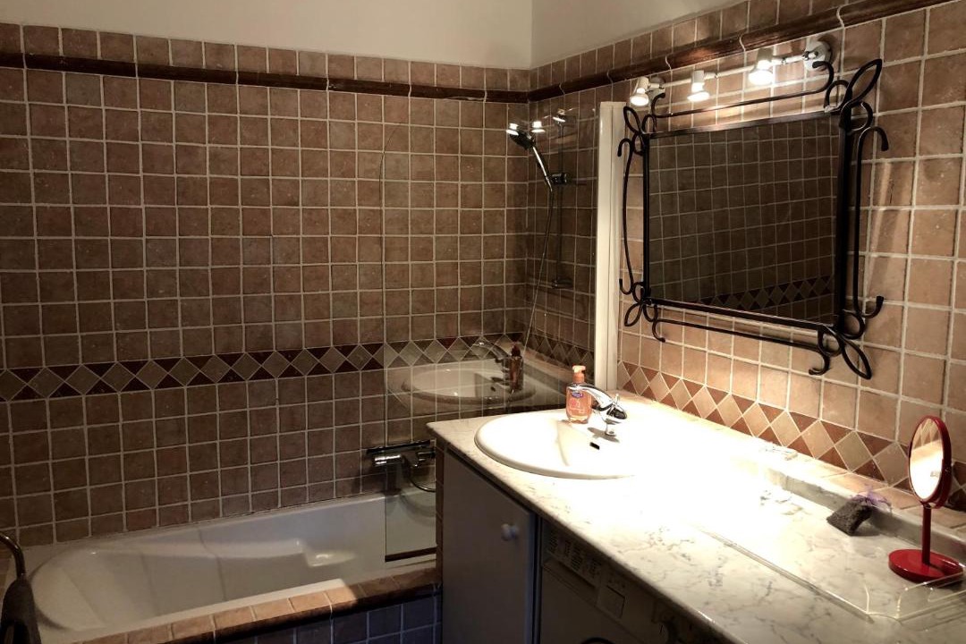 Photo of Bathroom in Saint-Tropez City Centre