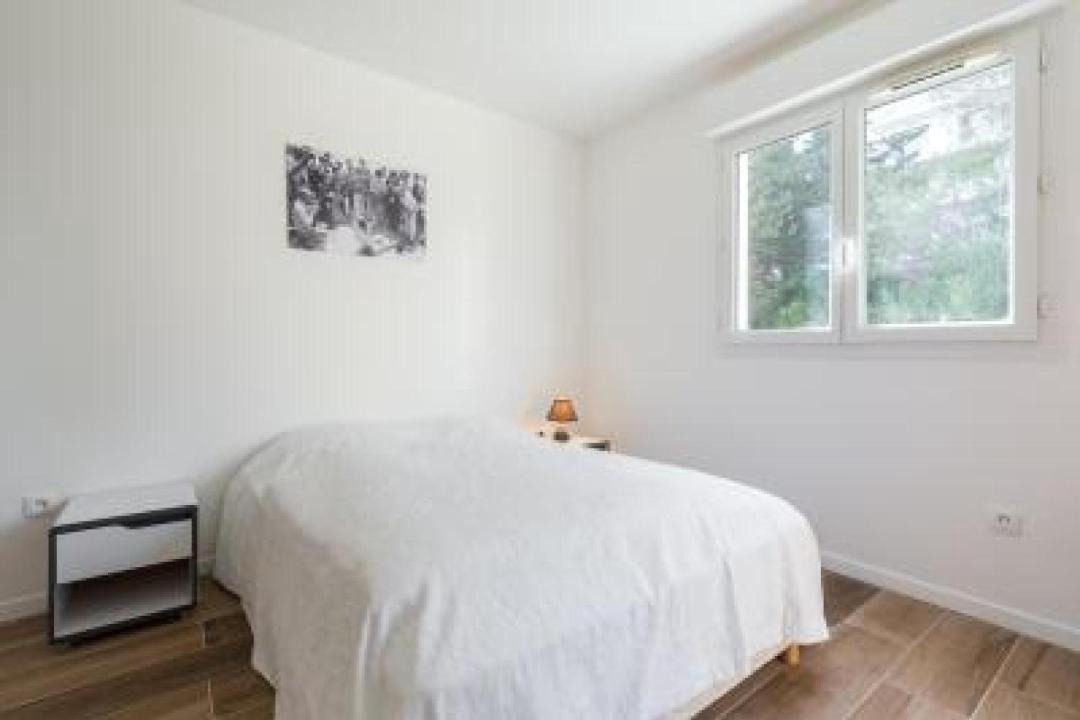 Photo of Bedroom in Riou - Petit Juas - Av de Grasse