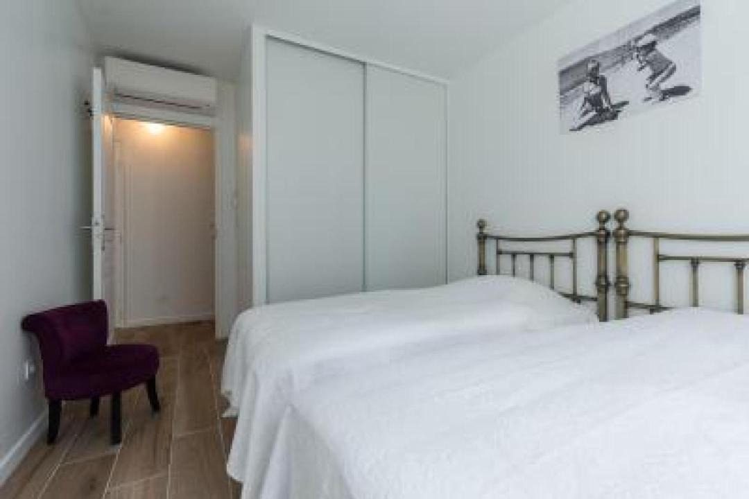 Photo of Bedroom in Riou - Petit Juas - Av de Grasse