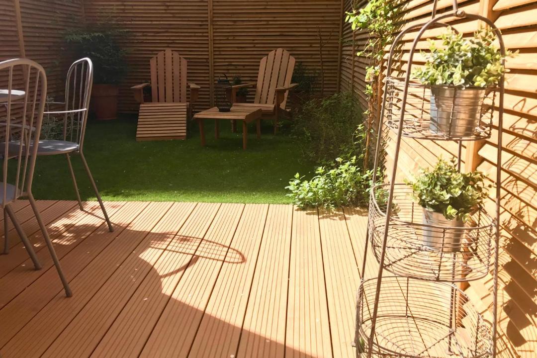 Photo of Patio Balcony in Musicians Quarter