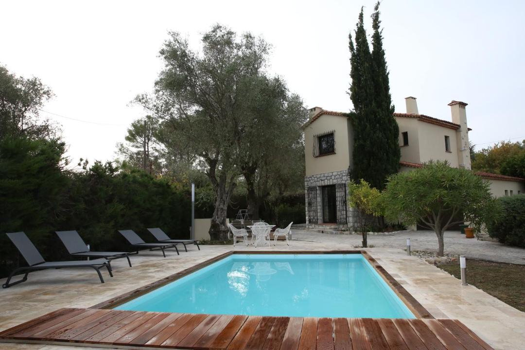 Photo of Others in Les Maillans