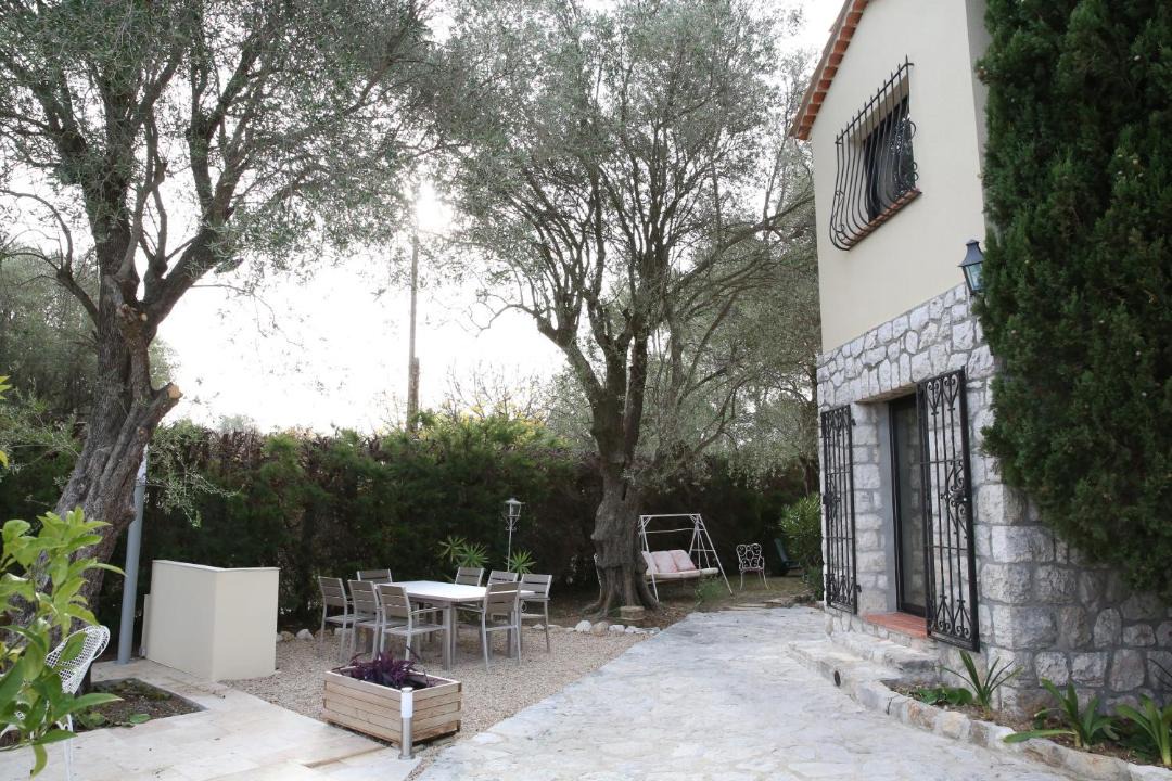 Photo of Others in Les Maillans