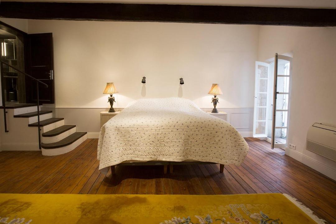 Photo of Bedroom in Antibes Old Town