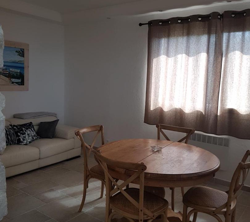 Photo of Livingroom in Eze