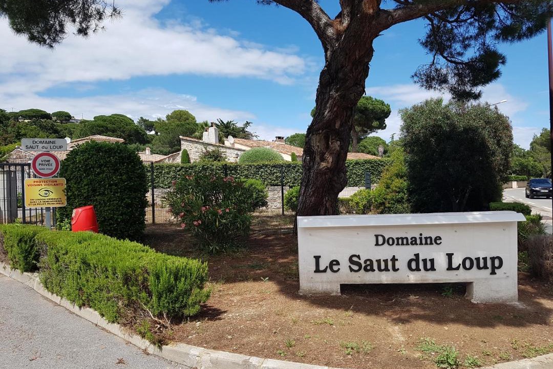 Photo of Buildings in Plage de la Garonnette