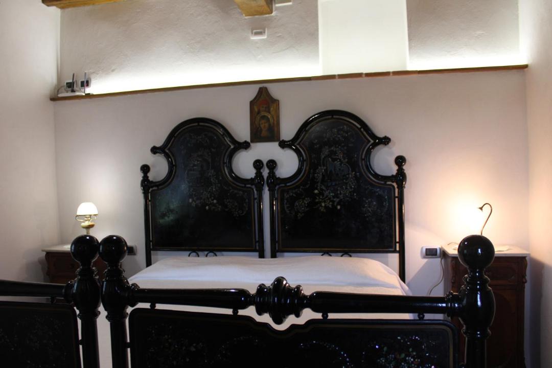 Photo of Bedroom in Volterra