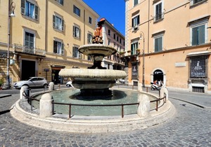Roma Five Suites