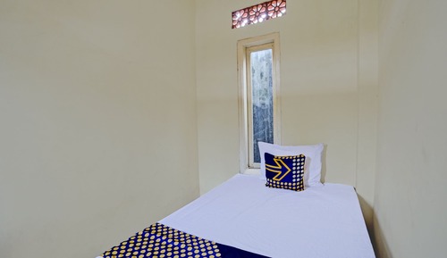 Basic Single Room