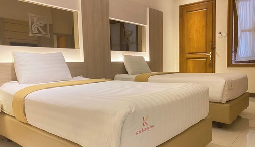 Junior Twin Room