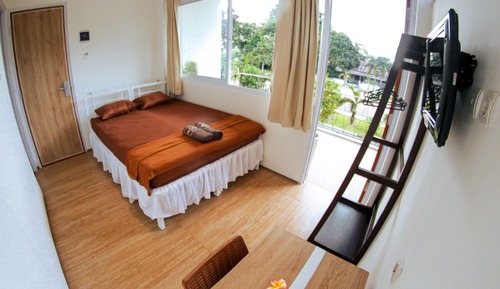 Room Front with Balcony (2nd Floor)