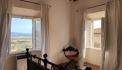 Quadruple Room, Hill View