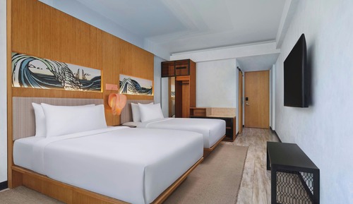 aloft, Room, 2 Twin Beds, Pool Access