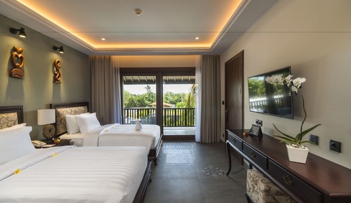 Suite Pool View Twin Bed (2 single beds)