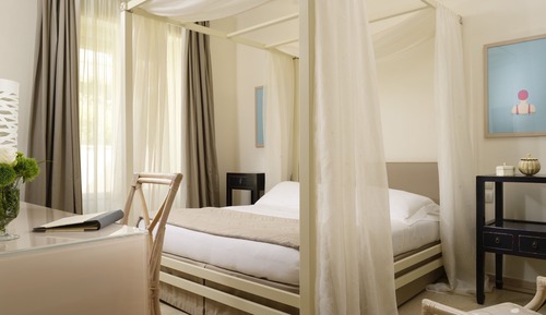 Romantic Room, Terrace