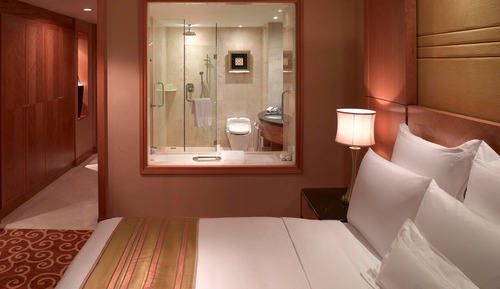 Executive Room, 1 King Bed, City View