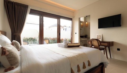 Double Room, Balcony, Pool View