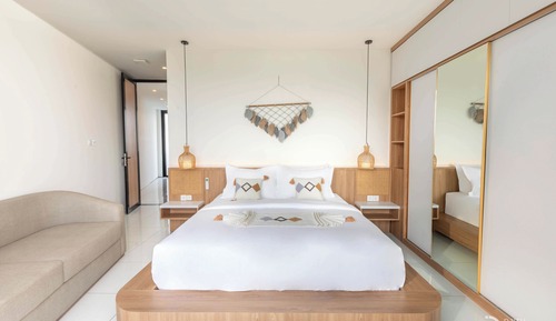 Deluxe Suite Room