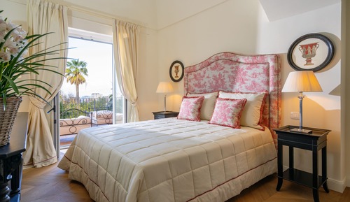 Junior Suite con terrazza 1 letto king, vista mare (PEONIA)