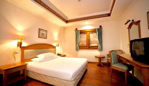 Superior Single Room, 1 King Bed