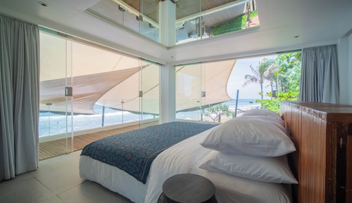 Beach Room