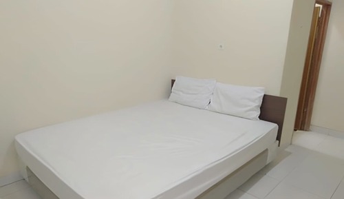 Basic Double Room