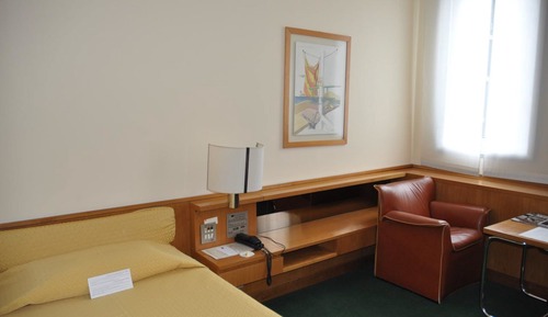 Classic Single Room