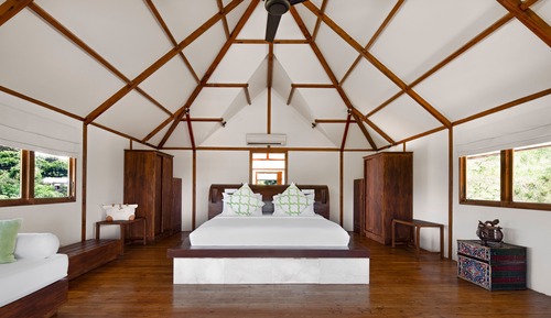 Hilltop Villa Kecil