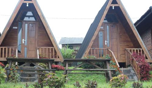 Deluxe Double Room (2 Adults + 1 Child)