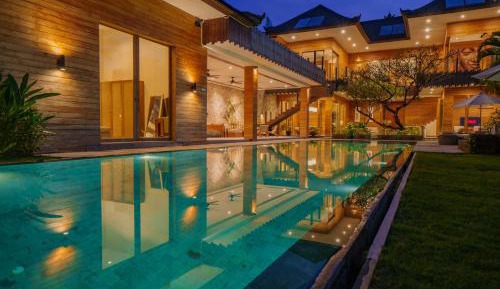 Four-Bedroom Villa with Private Pool
