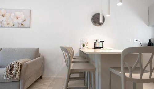 One-Bedroom Apartment with Garden View
