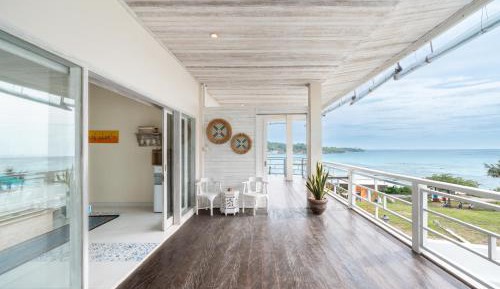 Double Room with Balcony and Sea View