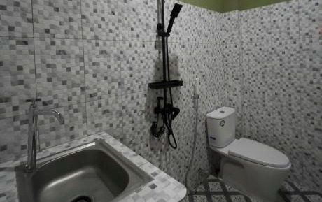 Deluxe Room (2 Adults + 1 Child)