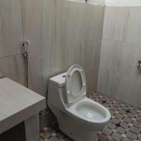 Twin Room with Private Bathroom