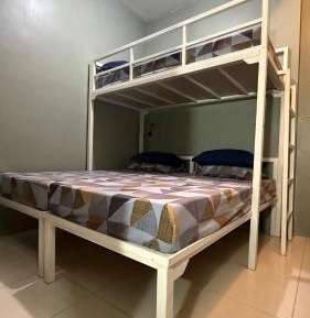 Triple Room with Shared Bathroom
