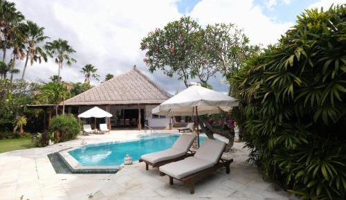 Villa - Beach Front