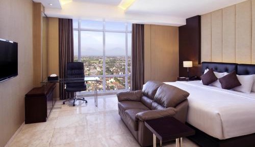 Junior Suite with One King Bed