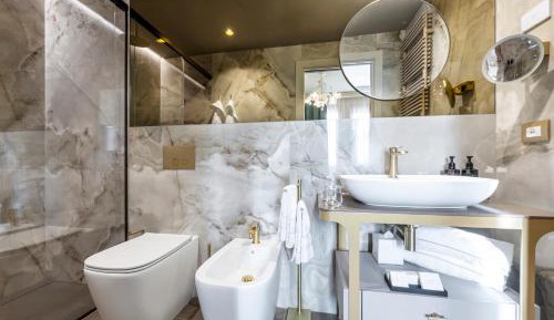 Deluxe Double or Twin Room with Garden View