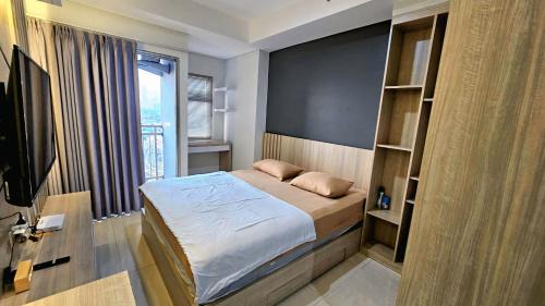 Deluxe Studio