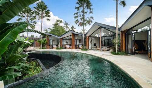 Villa with Private Pool