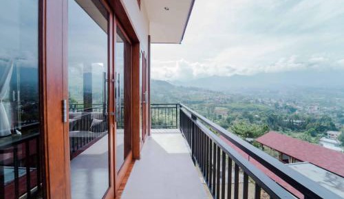 Double Room with Mountain View