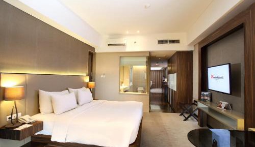 Executive Suite