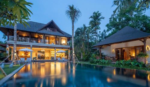 Villa with Private Pool