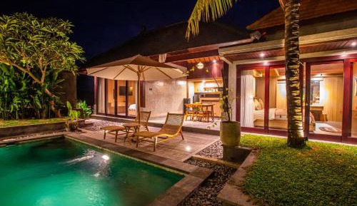 Family Room with Garden View