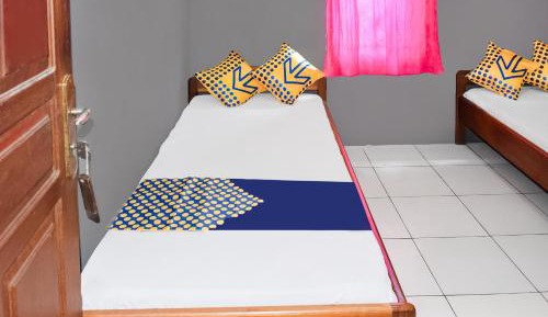 Economy Twin Room