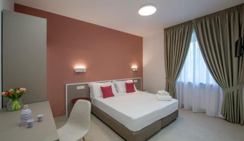 Double or Twin Room with Garden View