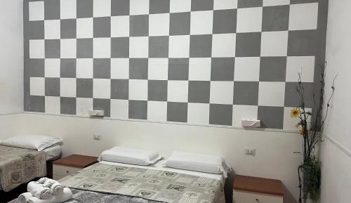 Triple Room with Outside Private Bathroom