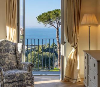King Suite with Sea View